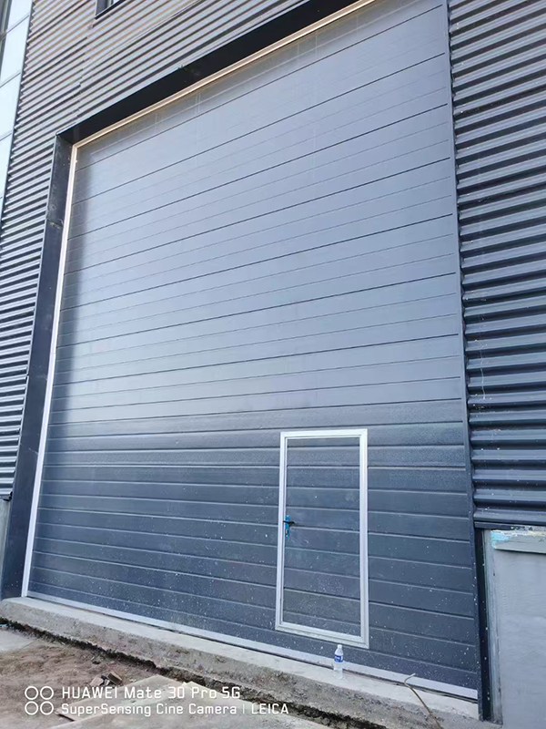 德令哈车库门 德令哈车库门