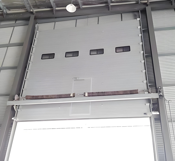 德令哈工业滑升门