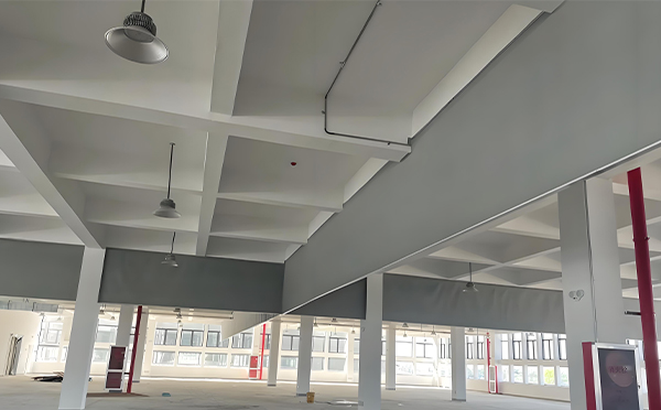 德令哈挡烟垂壁 德令哈挡烟垂壁